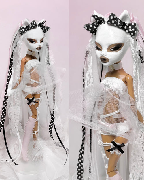 𑣲-Unique custom doll (one-of-a-kind piece):