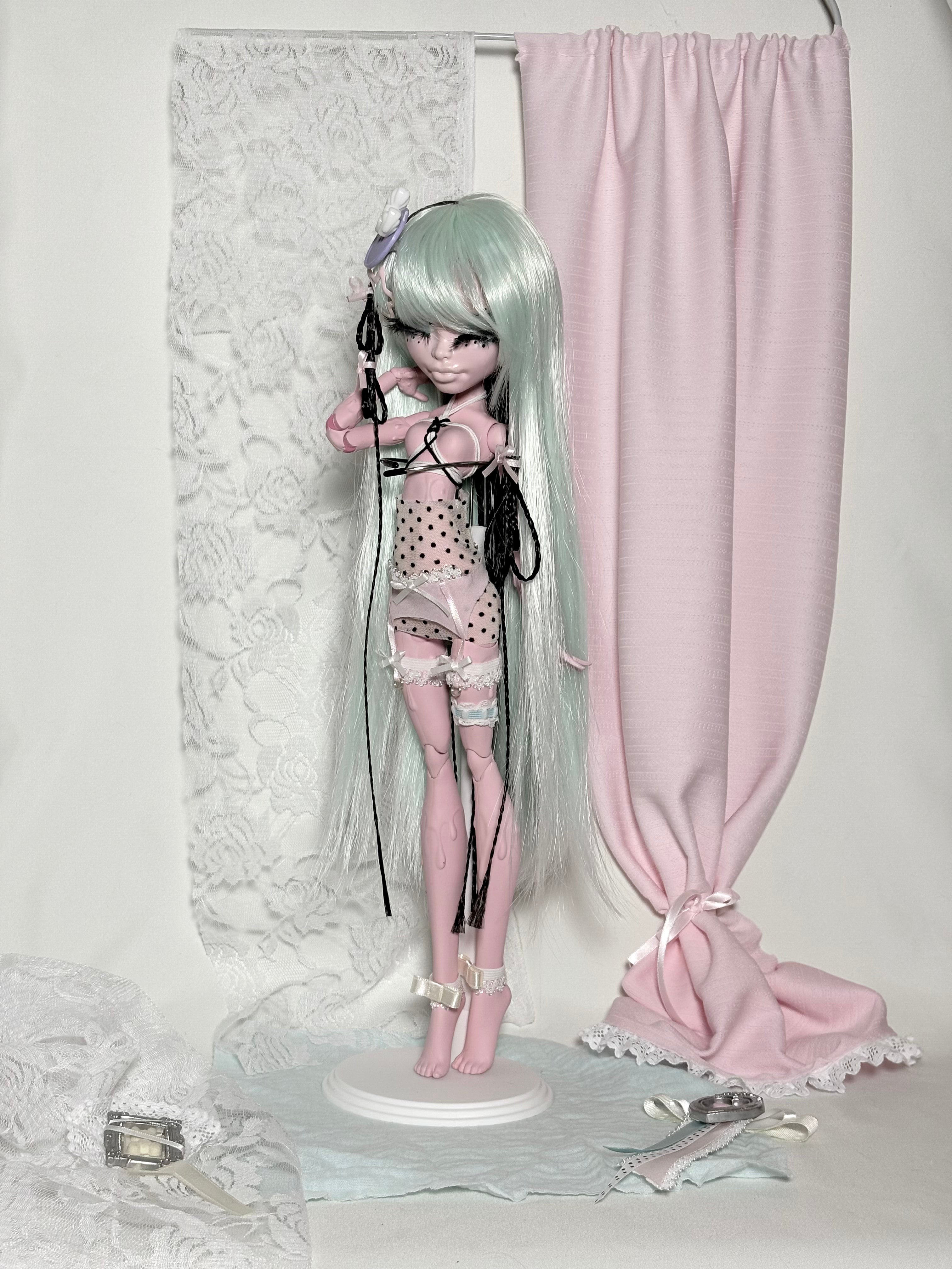 𑣲-Unique custom doll(one-of-a-kind):ᴾⁱⁿᵏⁱᵉ ᵐⁱⁿᵗ⁻ᵇˡᵘᵉ ʰᵃⁱʳ ᵈᵒˡˡʸ