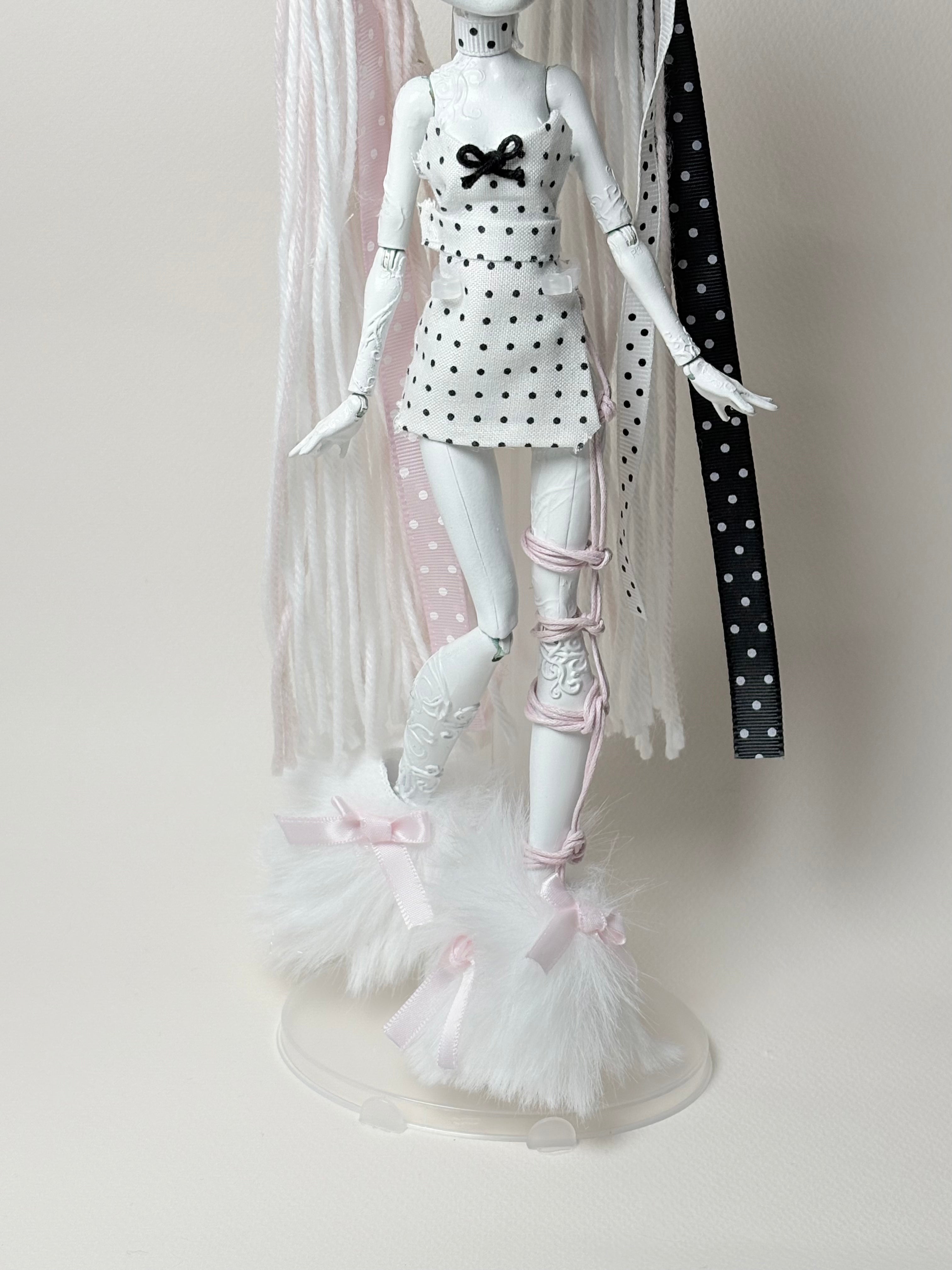 𑣲-Unique custom doll (one-of-a-kind piece): Ornament doll and shibari pink rope