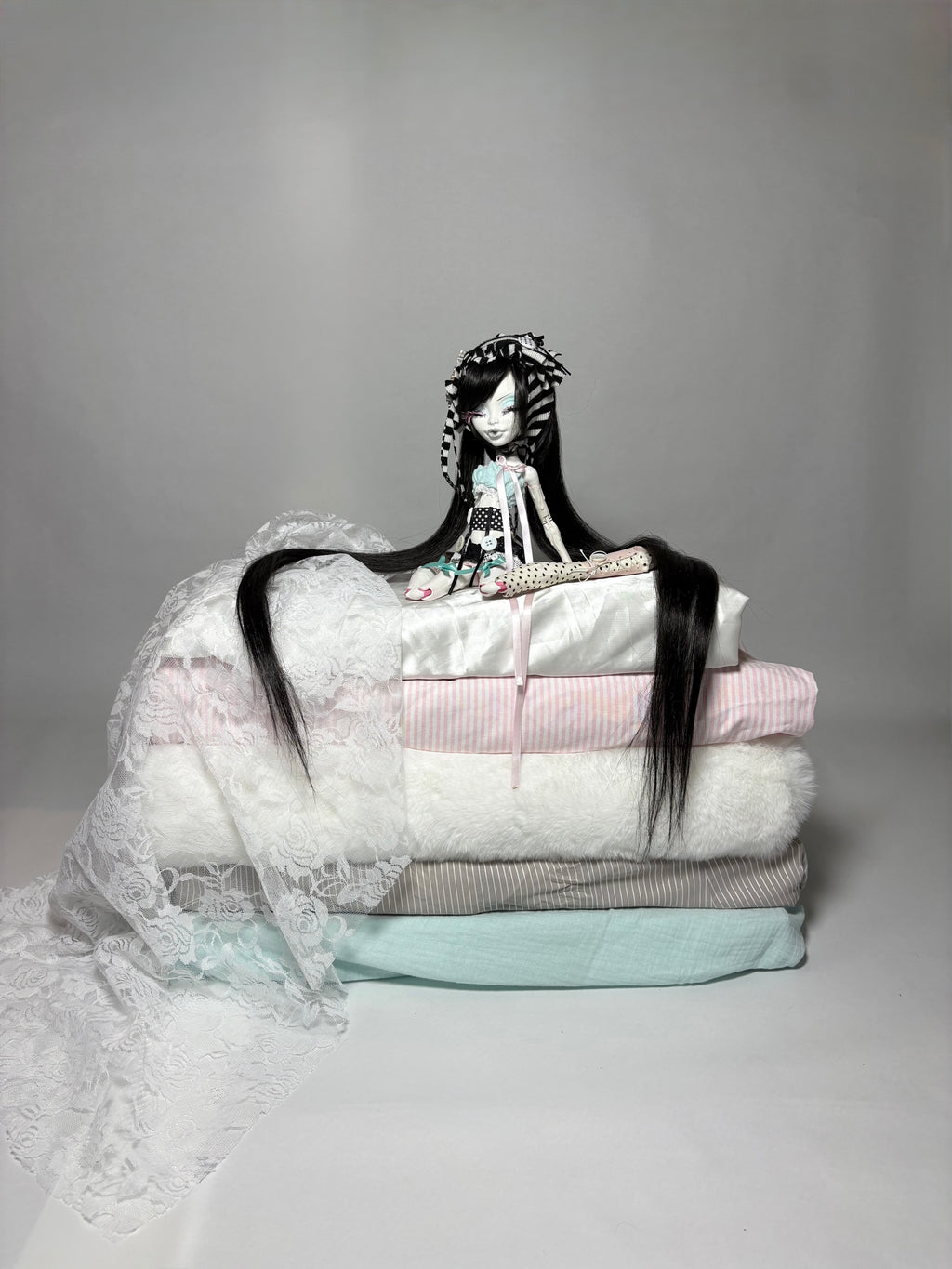 𑣲-Unique custom doll(one-of-a-kind piece): Petticoat Black doll