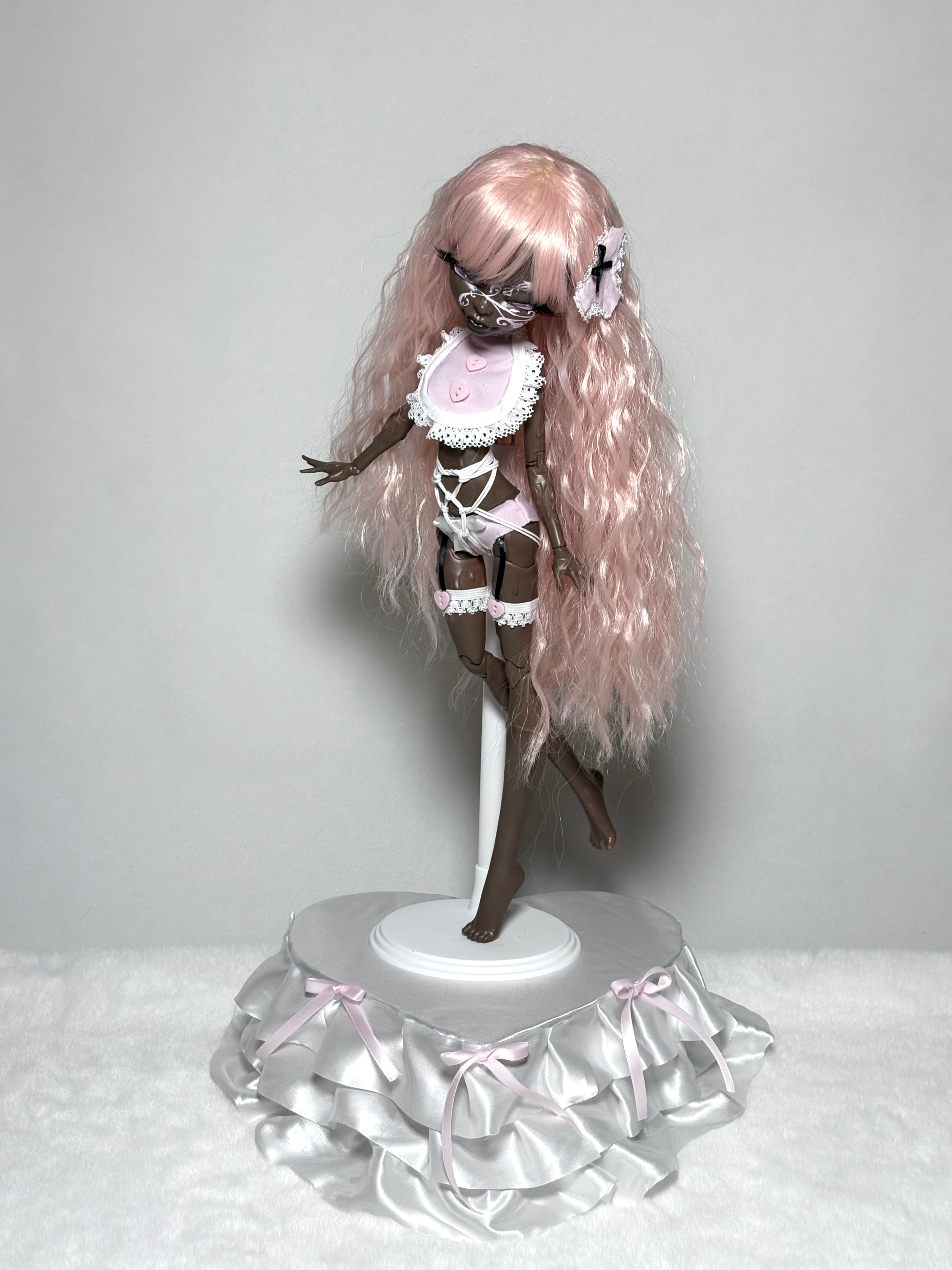 𑣲-Unique custom doll(one-of-a-kind): 𝒪ᵣ𝚗ₐᗰₑ𝚗𝚝 𝒢ⁱ𝓇ˡ