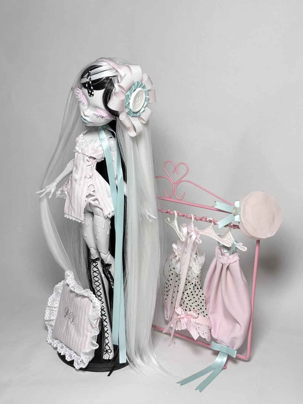 𑣲-Unique custom doll(one-of-a-kind piece) : Sleepover~Themed Dolly