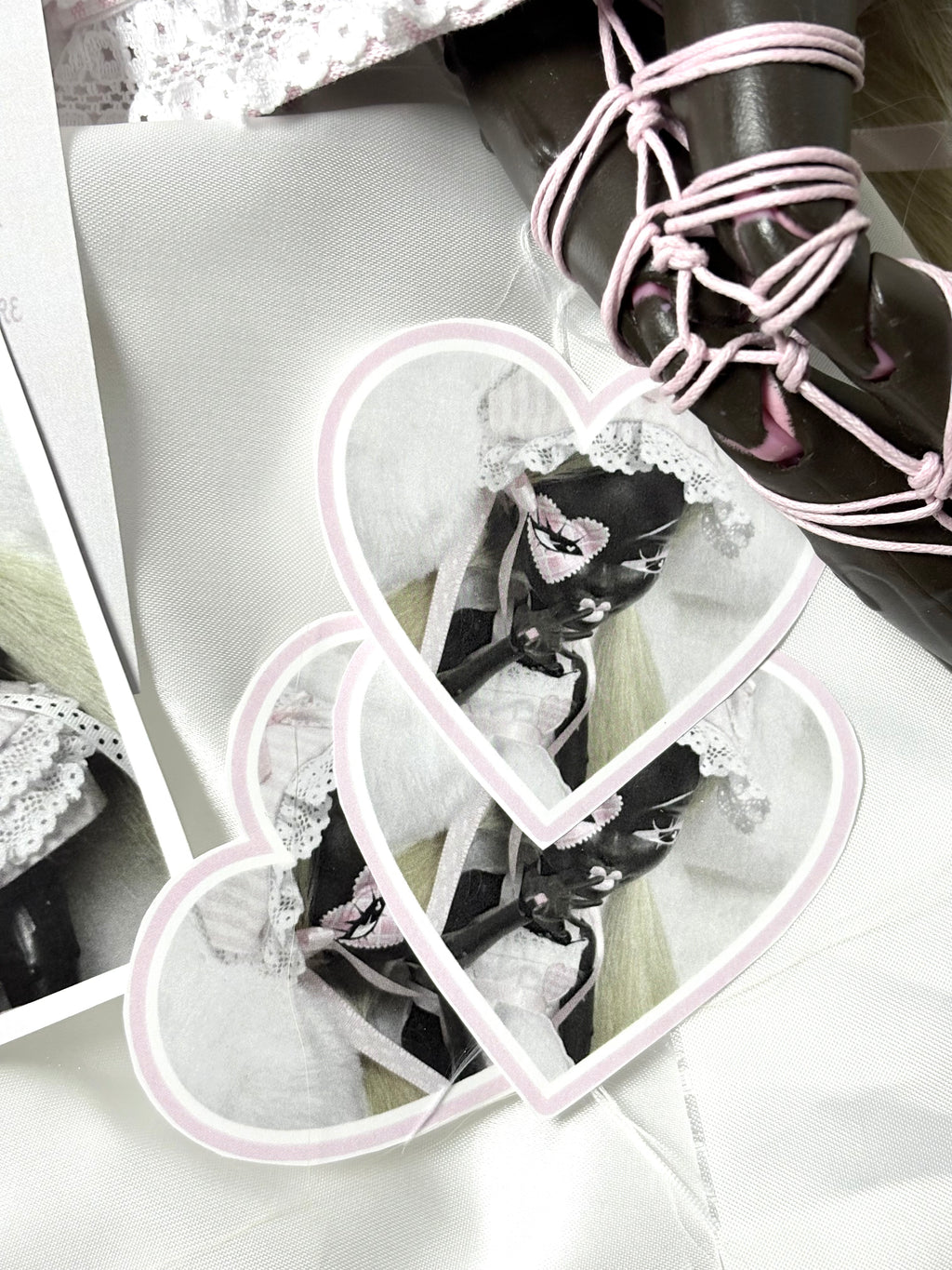 𑣲-Unique custom doll (one-of-a-kind piece):Pink lolita with shibari rope