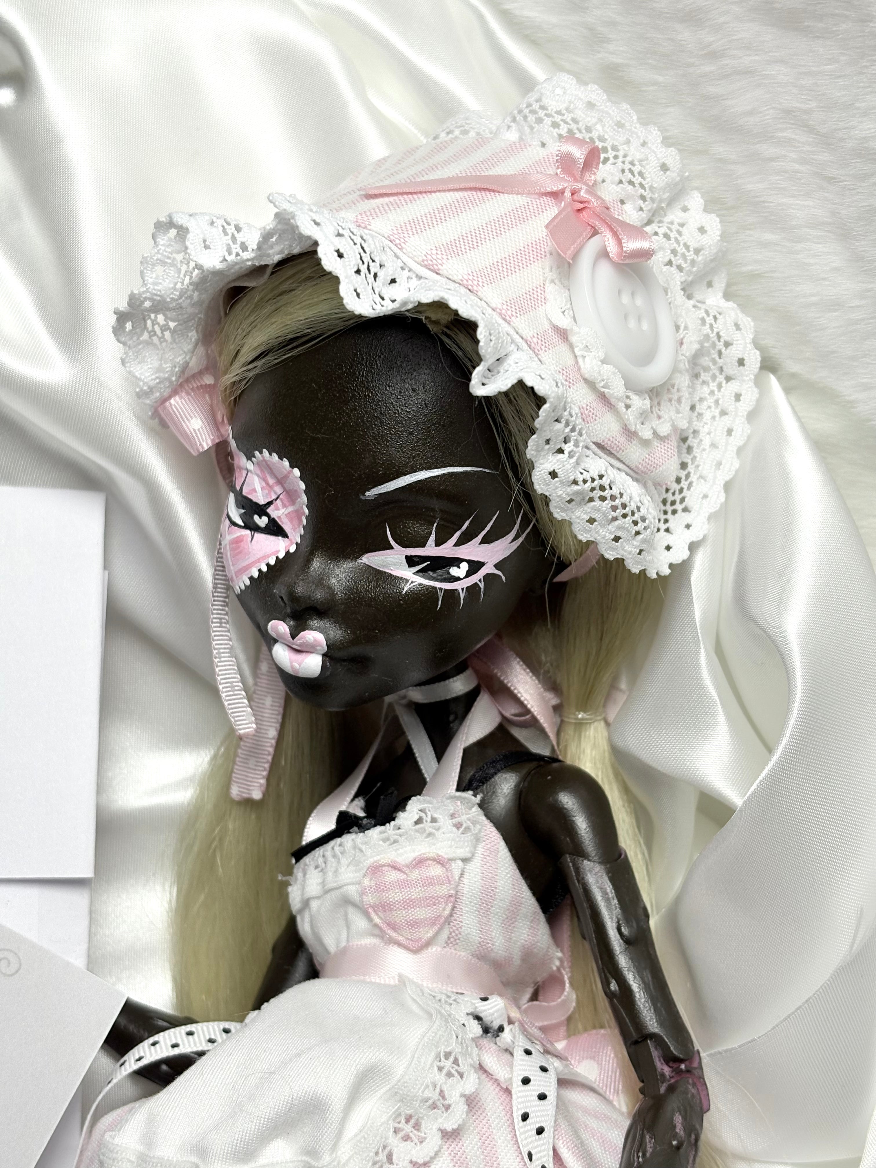 𑣲-Unique custom doll (one-of-a-kind piece):Pink lolita with shibari rope