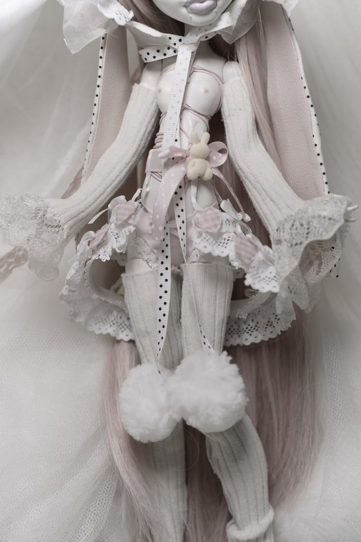 𑣲-Unique custom doll(one-of-a-kind piece): Petticoat Pinky doll